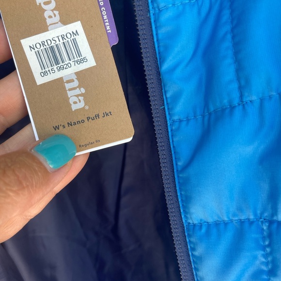 Brand new with tags Patagonia Vibrant Blue Puffer Jacket - Picture 5 of 9